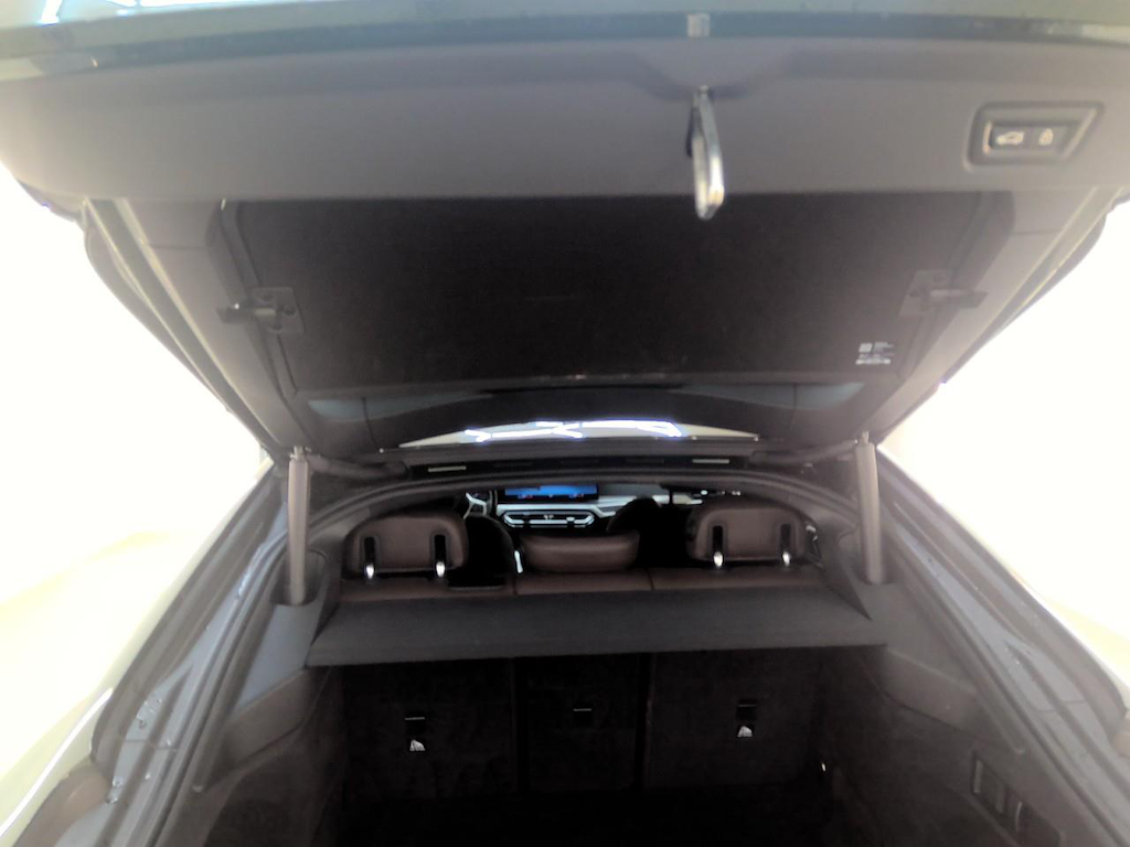 Foto 47 van BMW i4