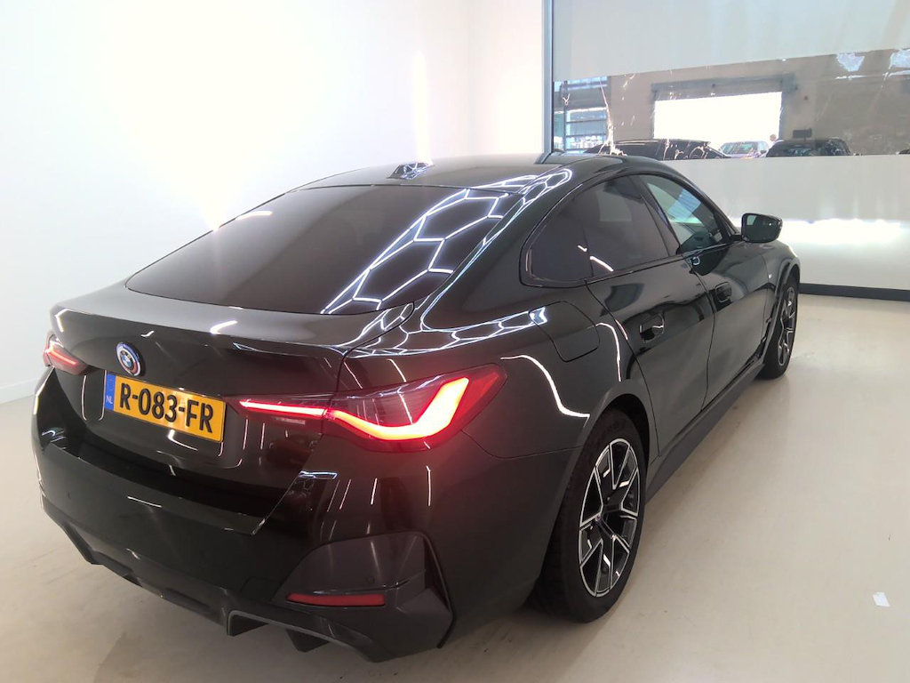 Foto 7 van BMW i4