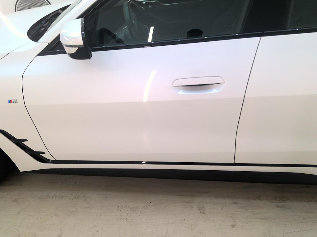 Foto 23 van BMW i4