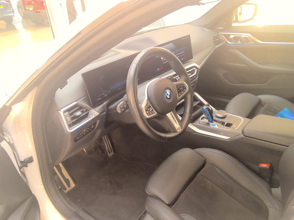 Foto 6 van BMW i4