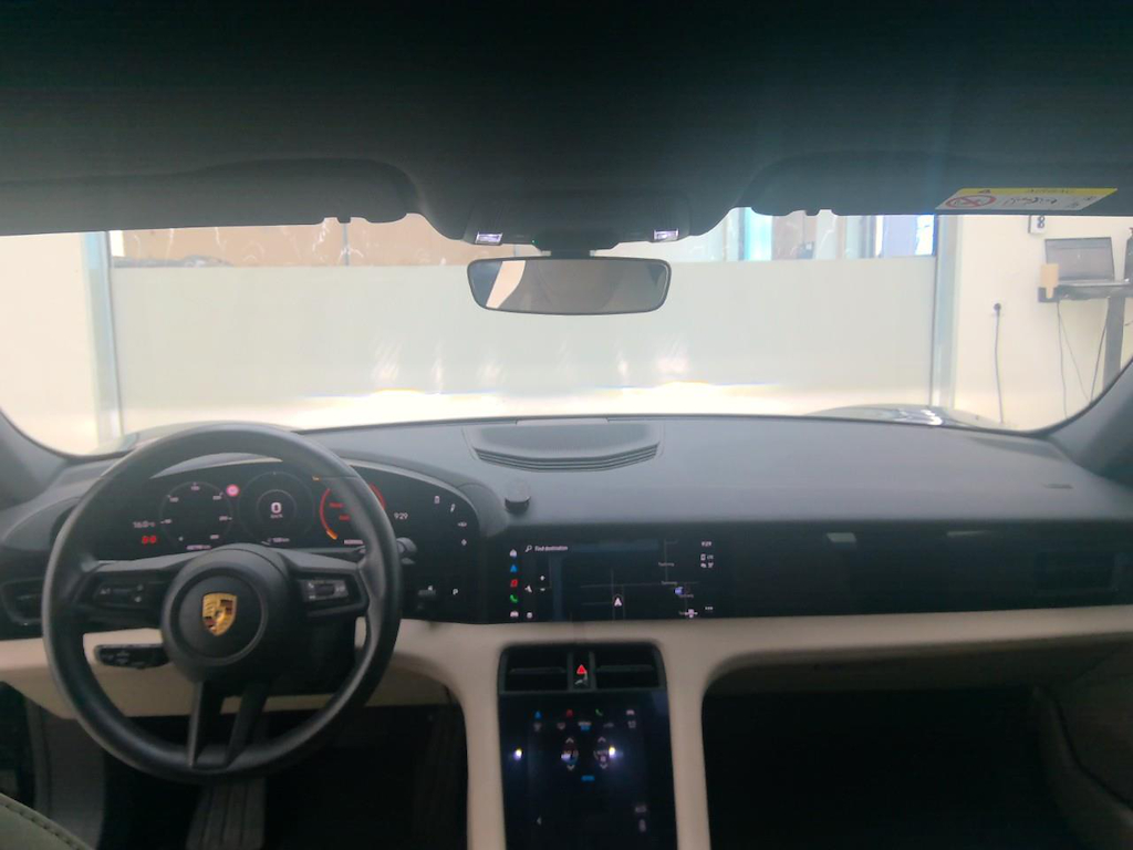 Foto 3 van Porsche Taycan