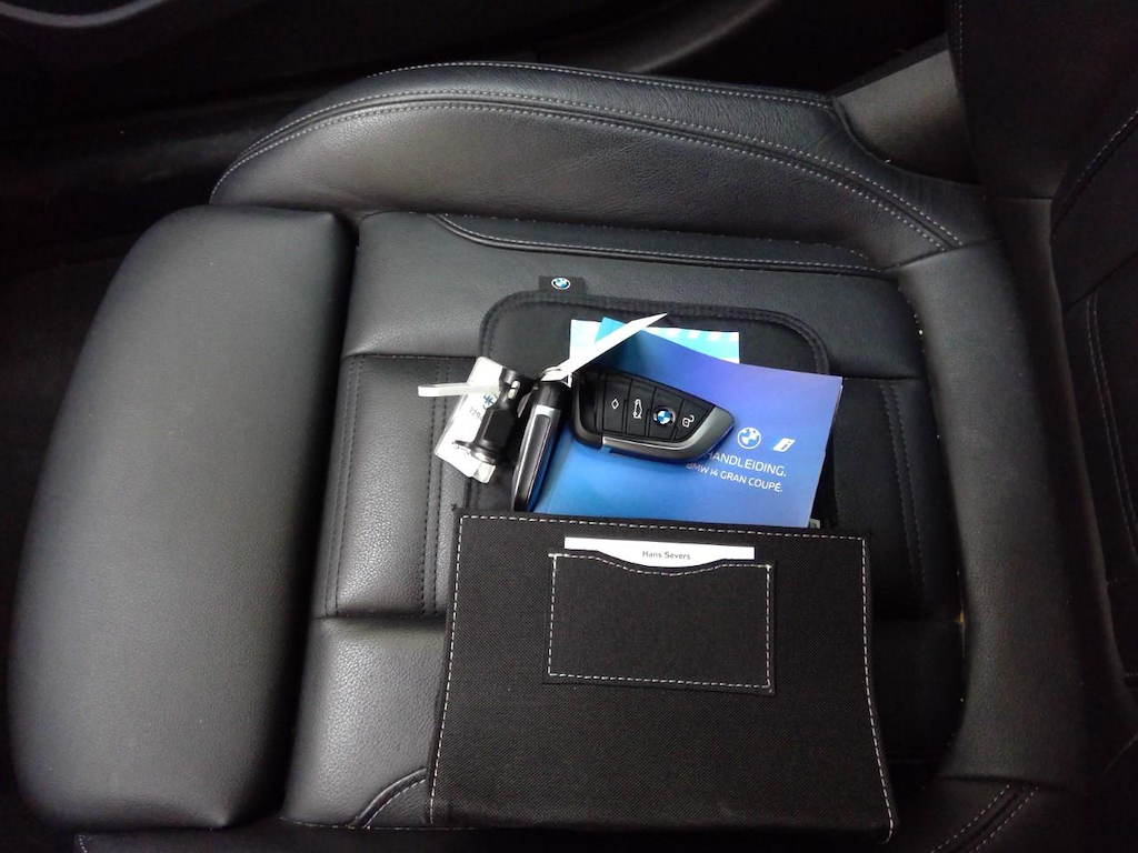 Foto 14 van BMW i4