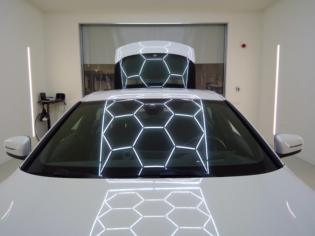 Foto 18 van BMW i4