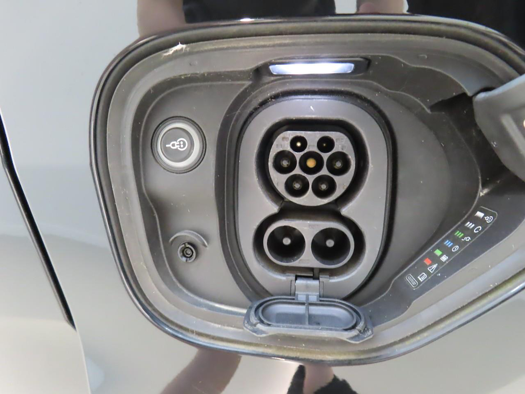 Foto 18 van Audi e-tron GT