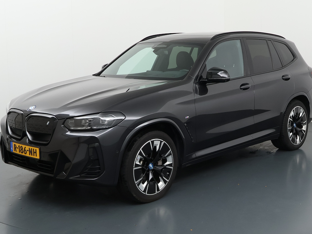 Foto 2 van BMW ix3