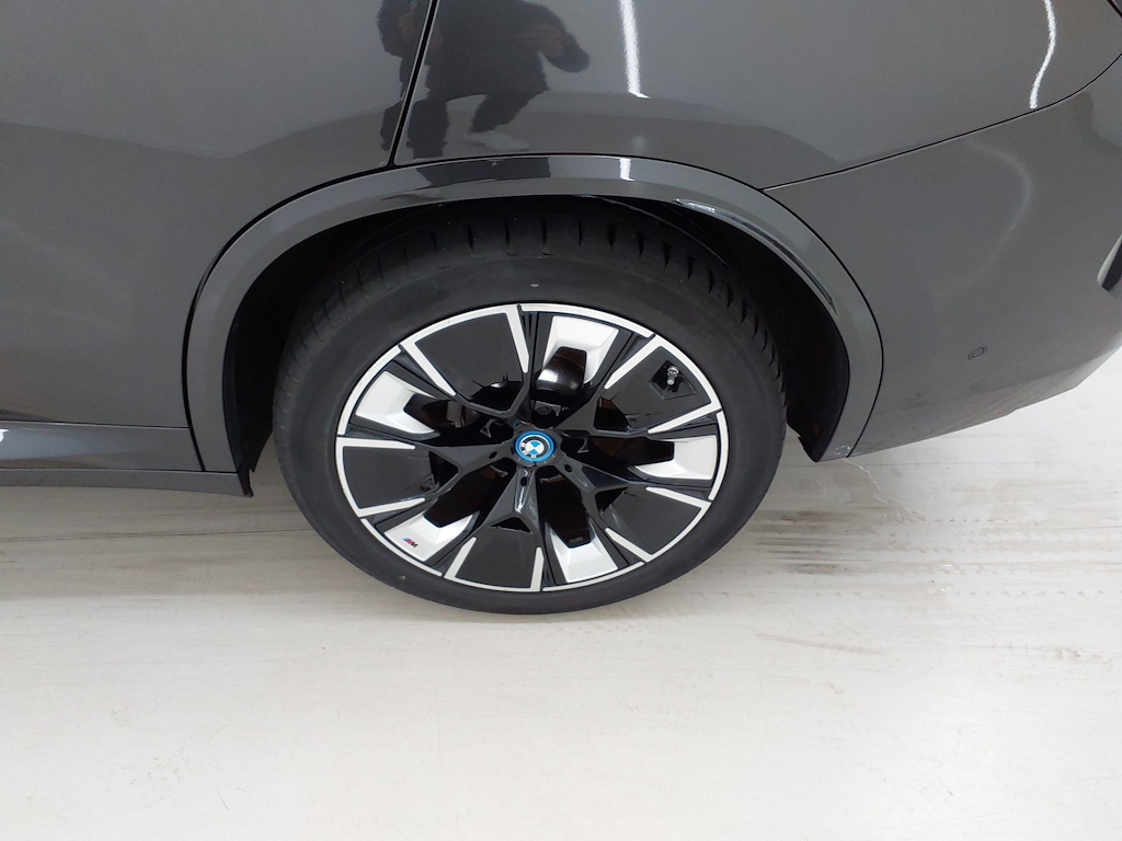Foto 18 van BMW ix3