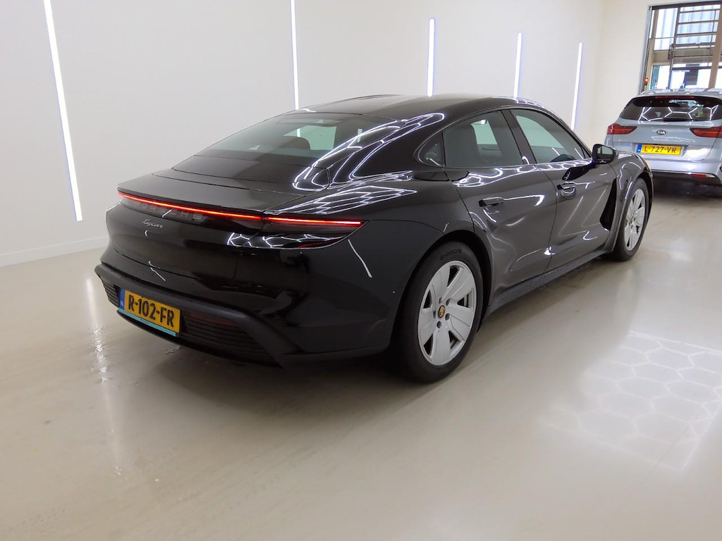Foto 3 van Porsche Taycan