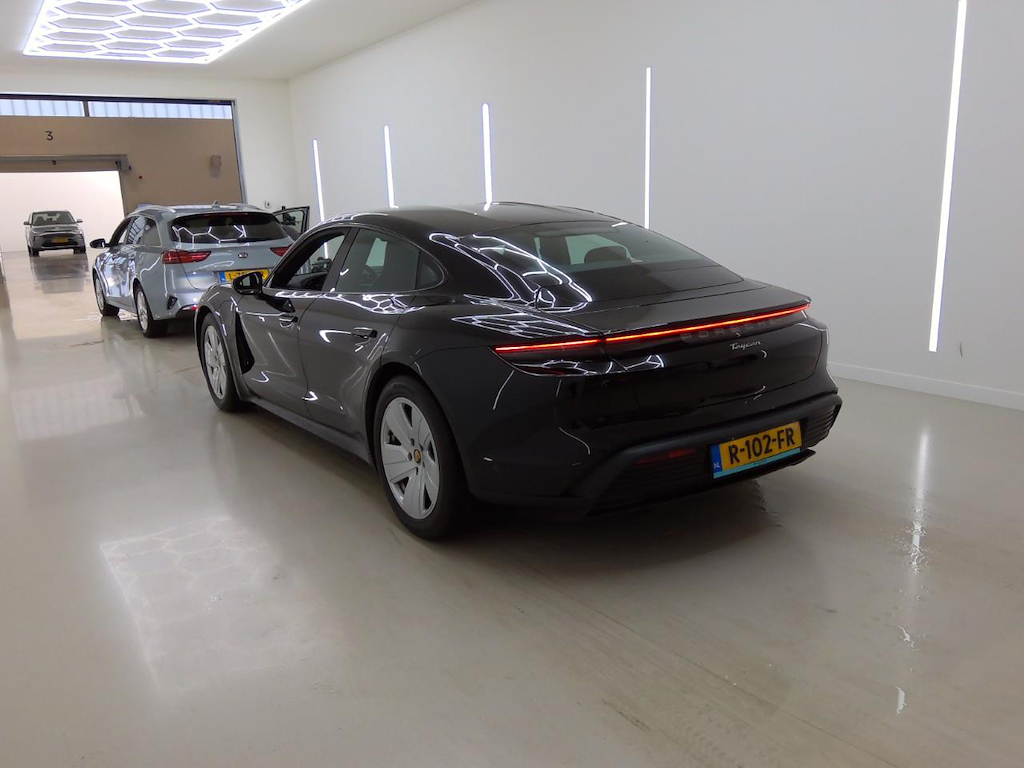 Foto 4 van Porsche Taycan