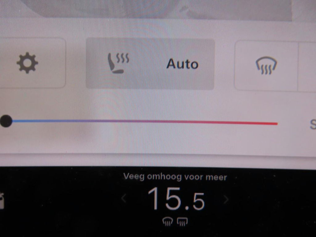 Foto 21 van Tesla Model Y