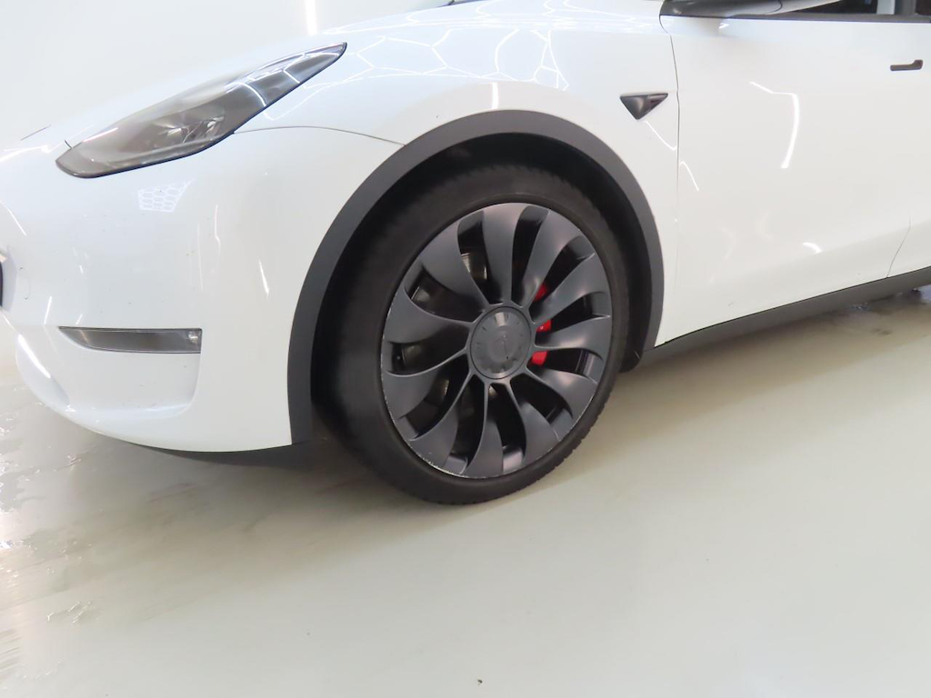 Foto 31 van Tesla Model Y