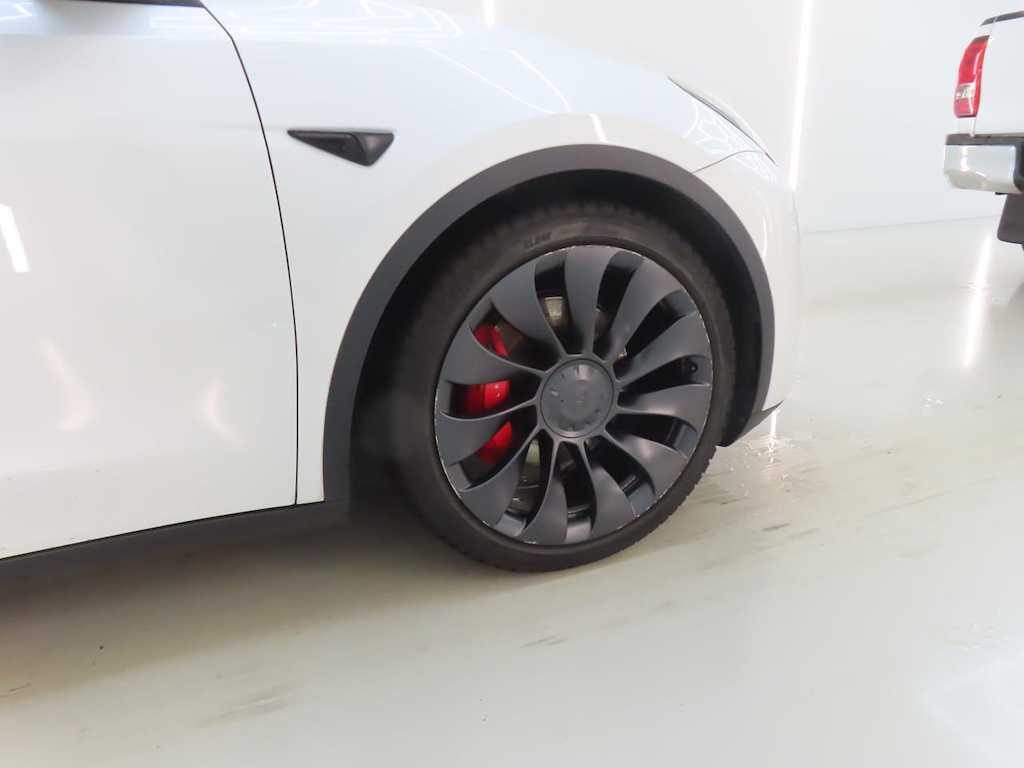 Foto 34 van Tesla Model Y