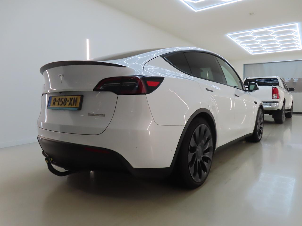 Foto 5 van Tesla Model Y