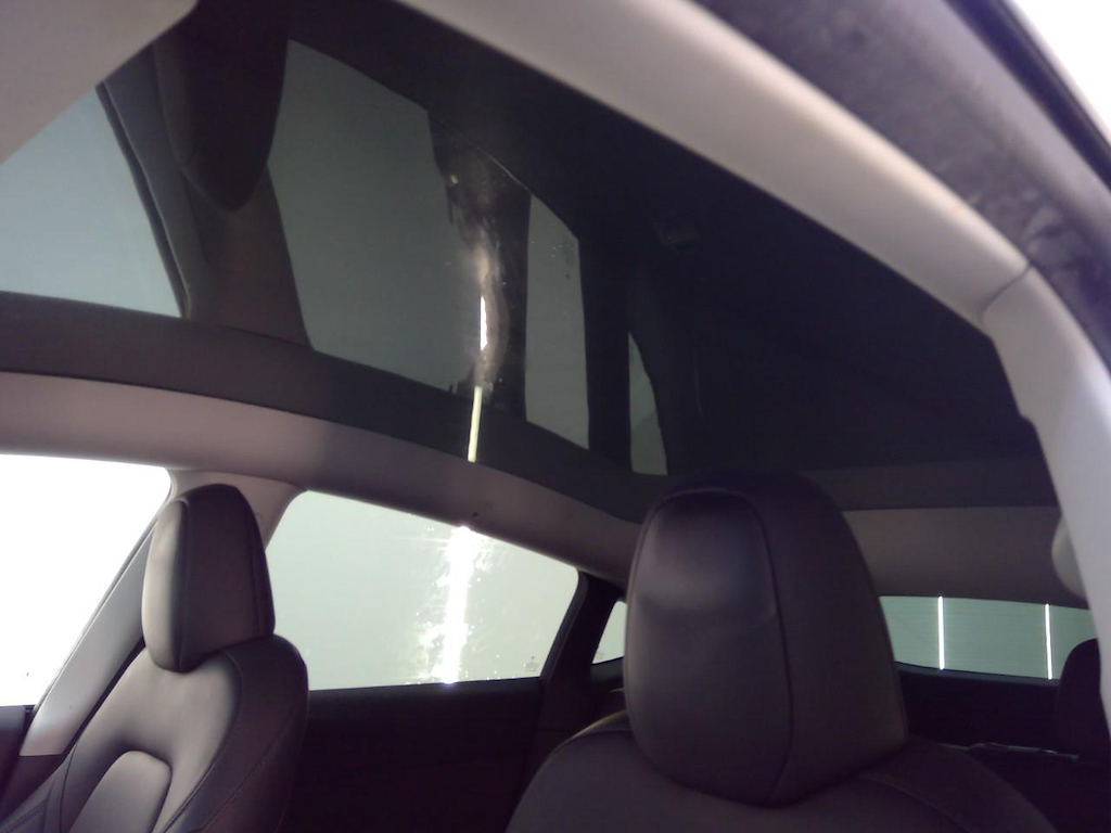 Foto 14 van Tesla Model Y