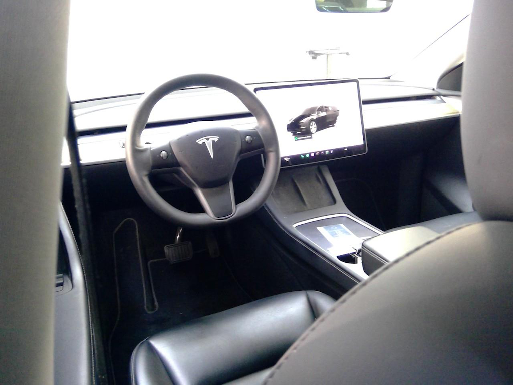 Foto 4 van Tesla Model Y