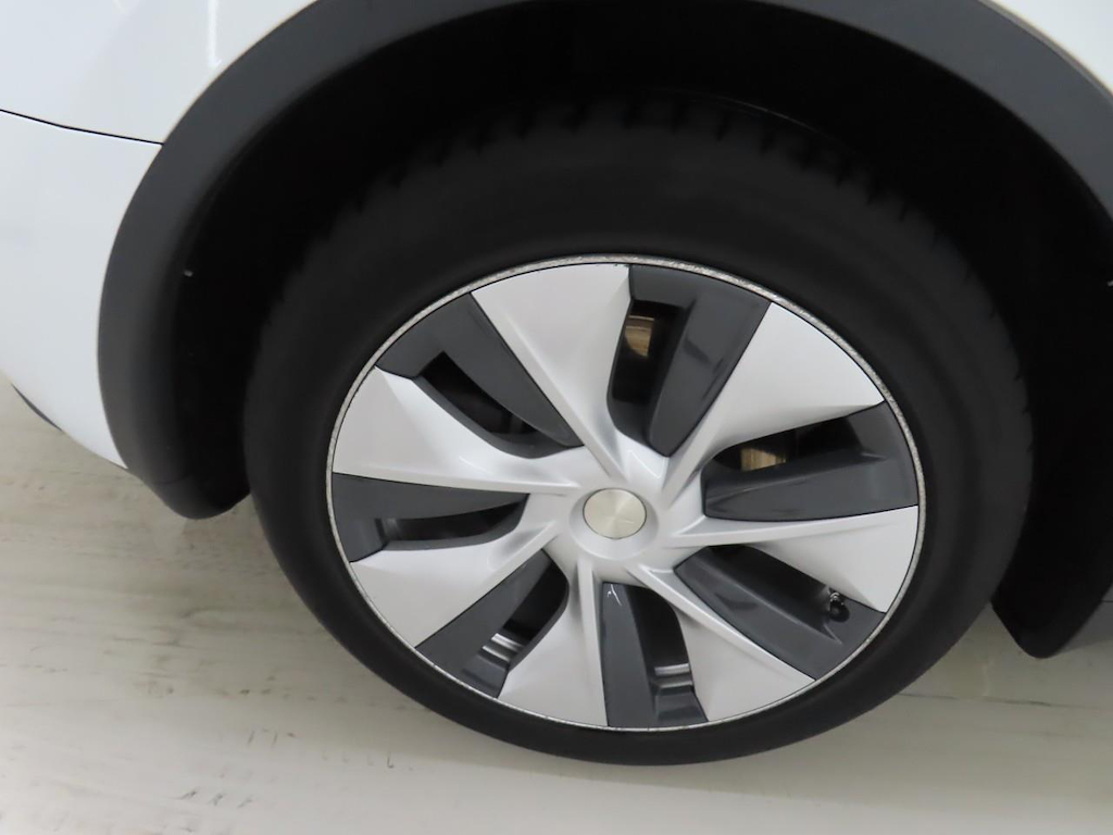 Foto 9 van Tesla Model Y