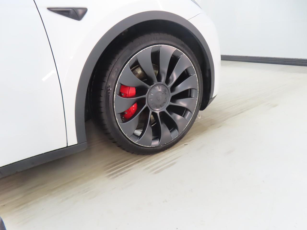 Foto 28 van Tesla Model Y