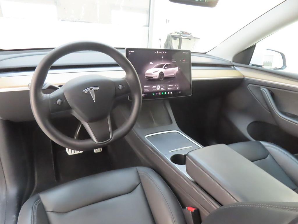 Foto 6 van Tesla Model Y