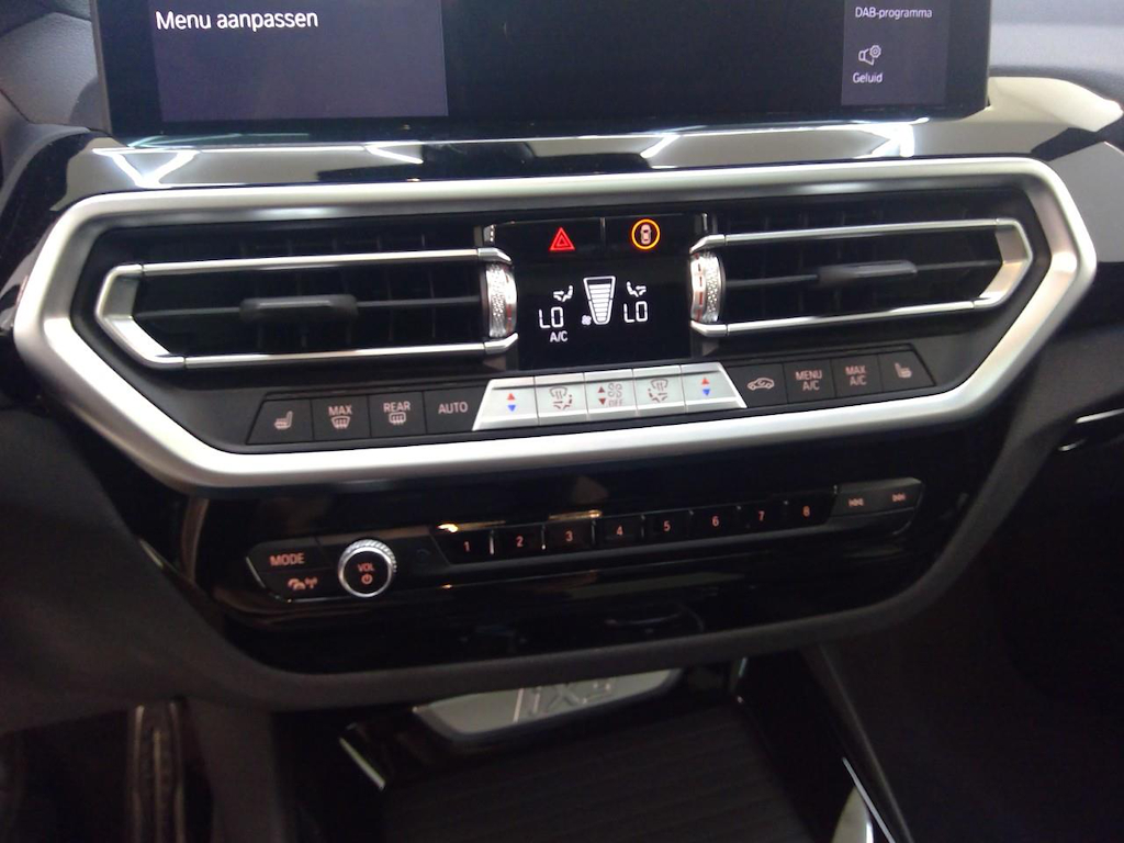 Foto 17 van BMW ix3