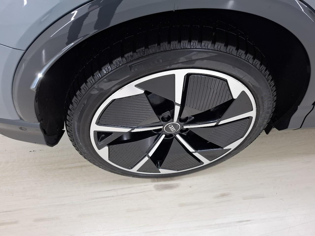 Foto 15 van Audi Q4 Sportback e-tron