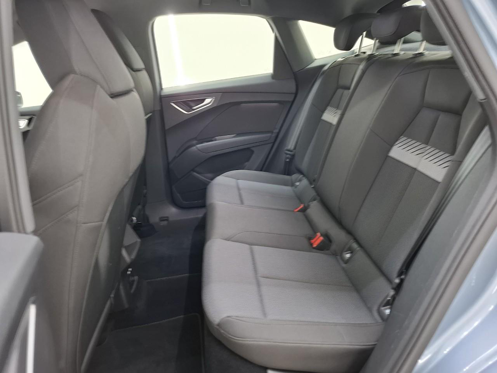 Foto 9 van Audi Q4 Sportback e-tron