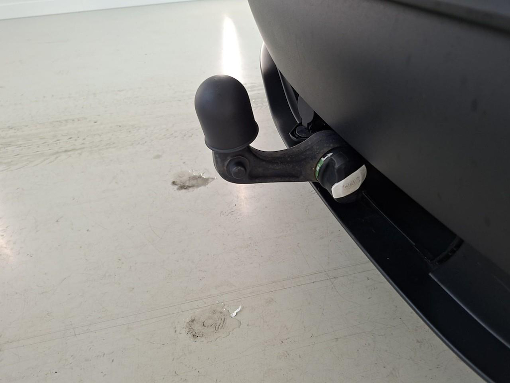 Foto 19 van Tesla Model Y