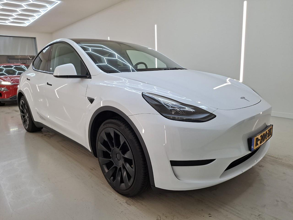 Foto 5 van Tesla Model Y
