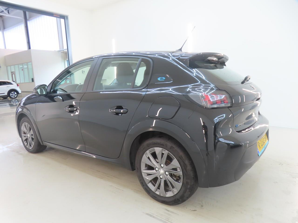 Foto 5 van Peugeot E-208