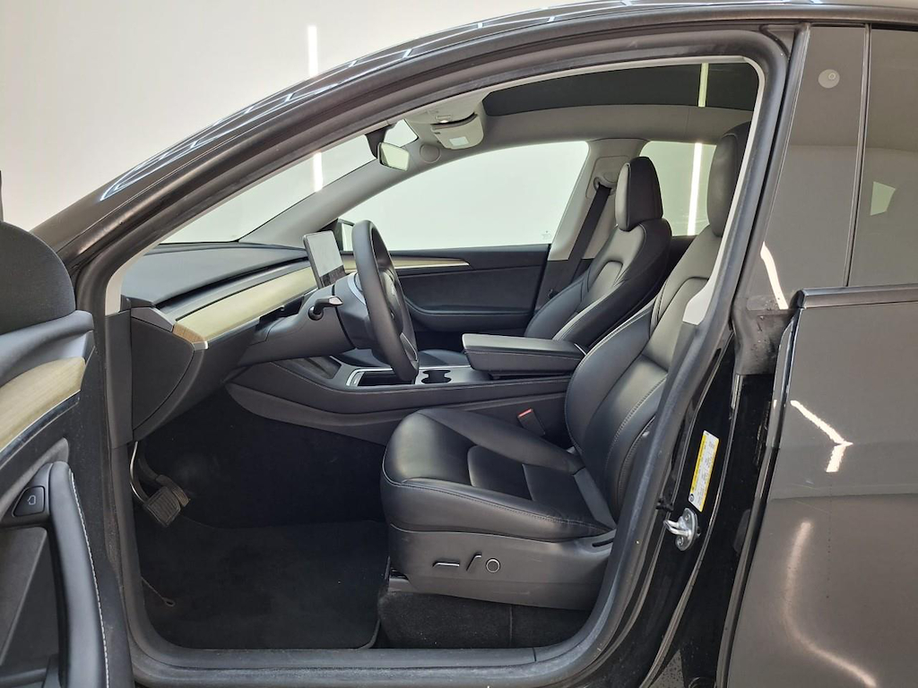 Foto 5 van Tesla Model Y