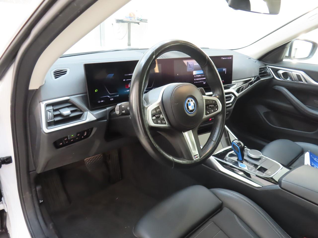 Foto 4 van BMW i4