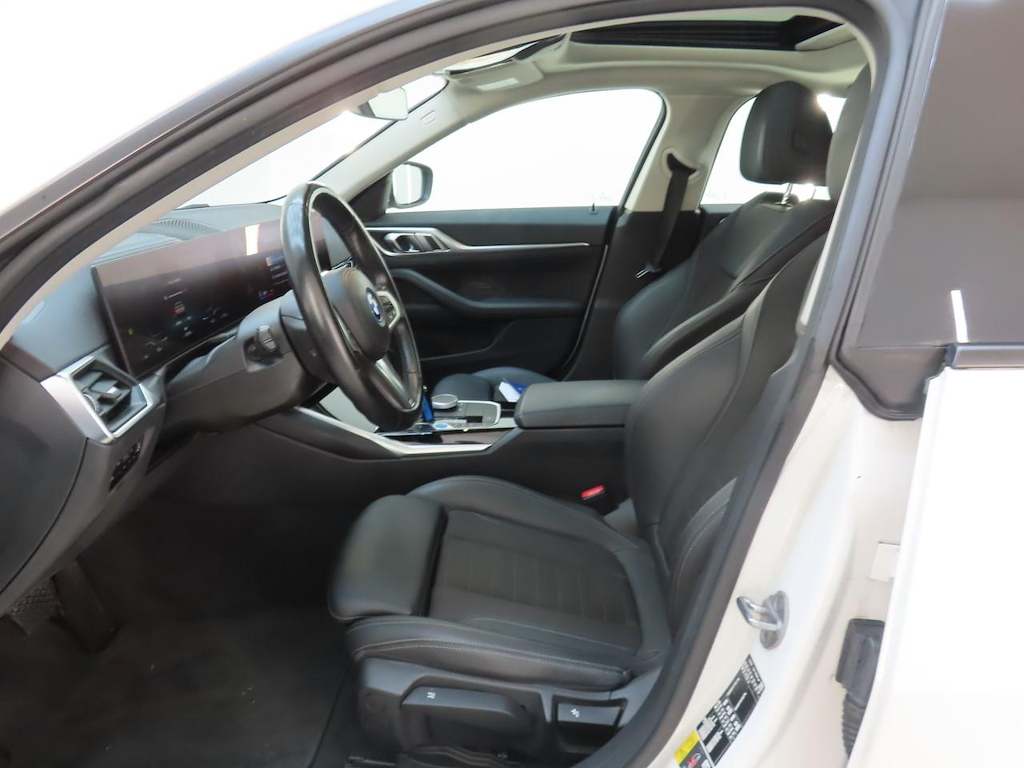 Foto 8 van BMW i4