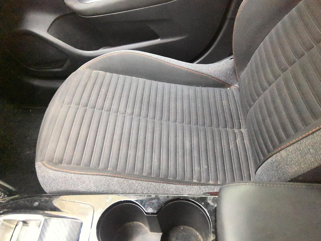 Foto 24 van Peugeot E-208