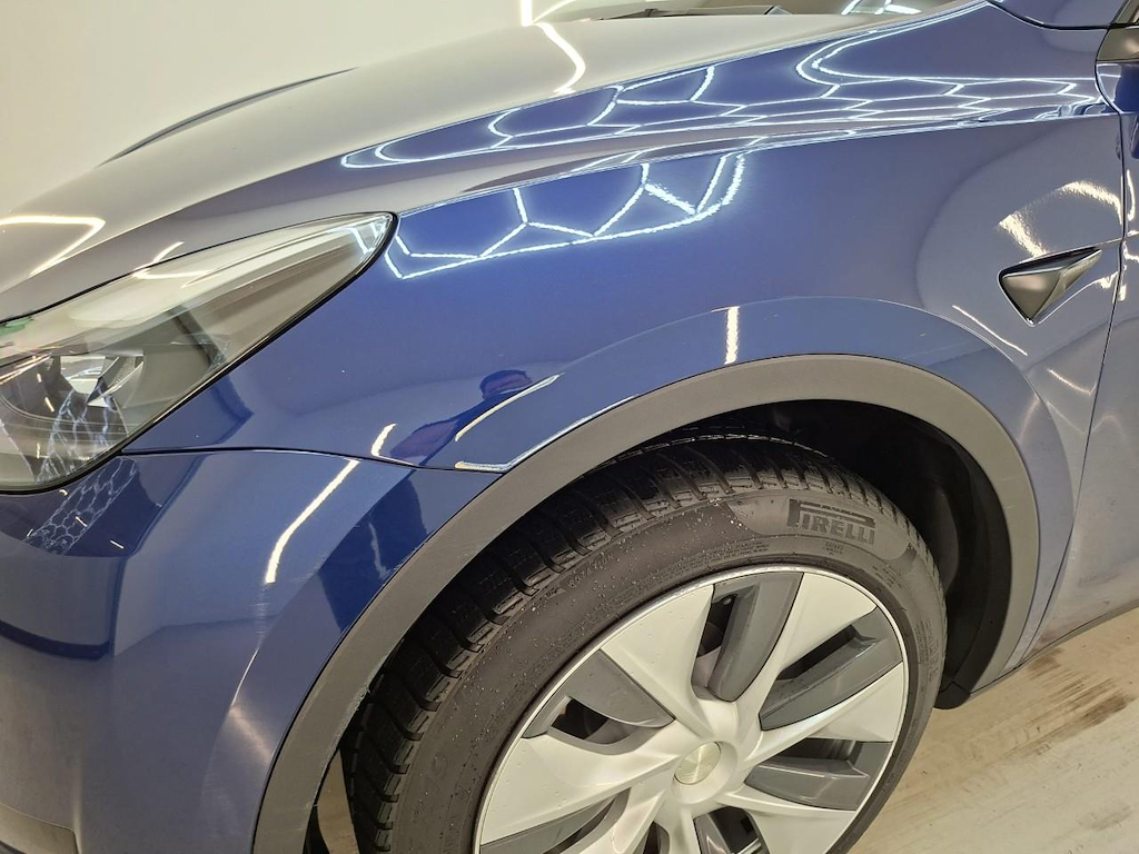 Foto 28 van Tesla Model Y