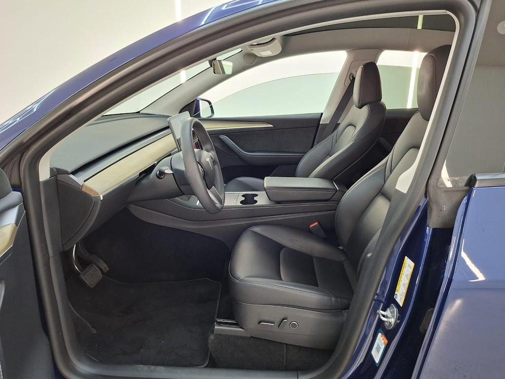 Foto 6 van Tesla Model Y