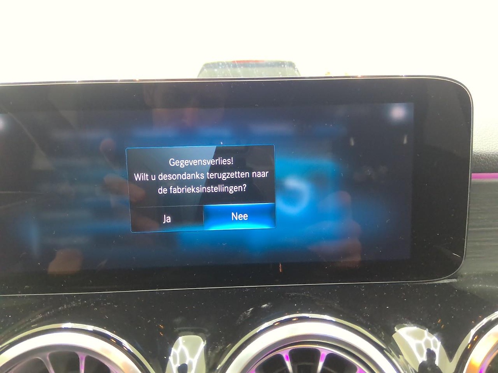 Foto 16 van Mercedes EQB