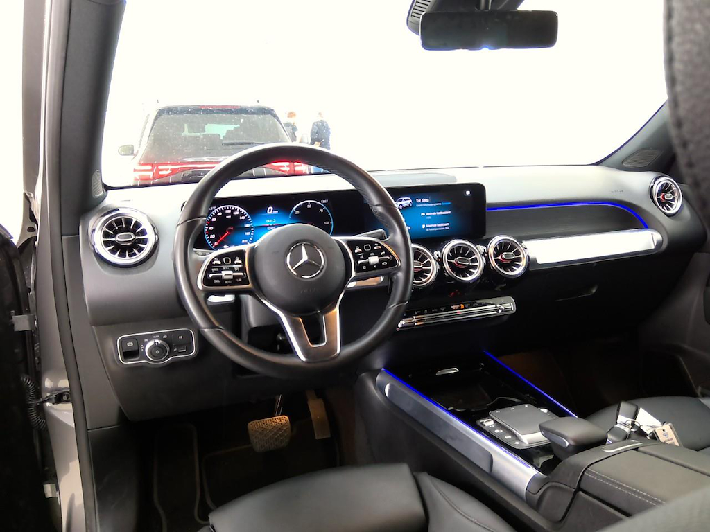 Foto 4 van Mercedes EQB