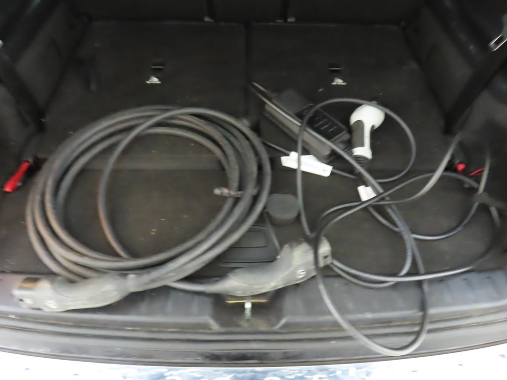 Foto 11 van Mercedes EQB