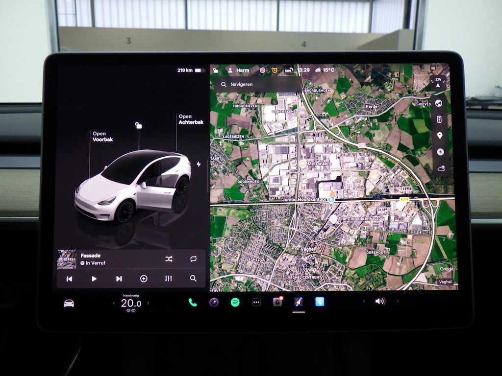 Foto 17 van Tesla Model Y