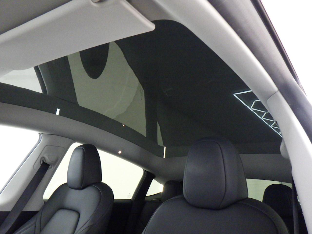 Foto 24 van Tesla Model Y