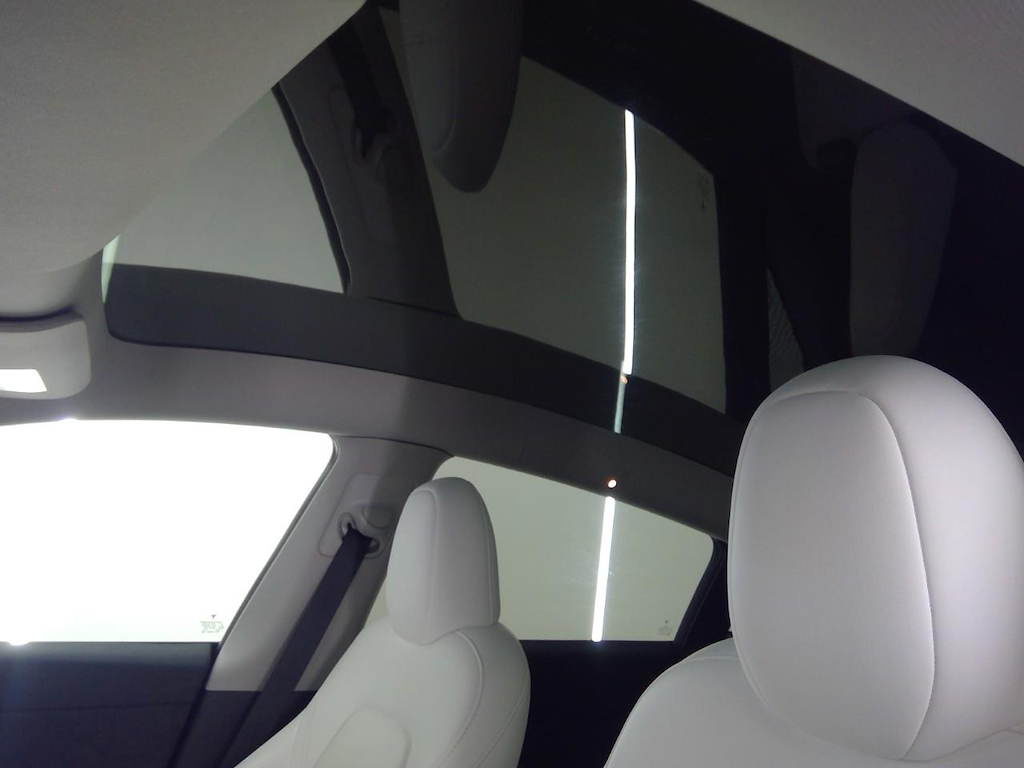 Foto 19 van Tesla Model Y