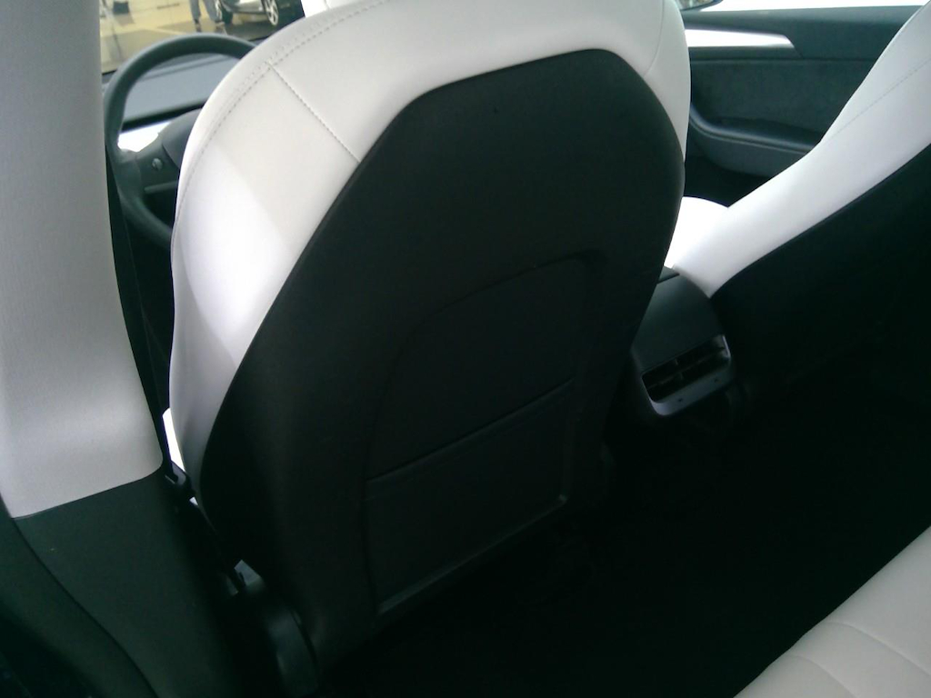 Foto 30 van Tesla Model Y