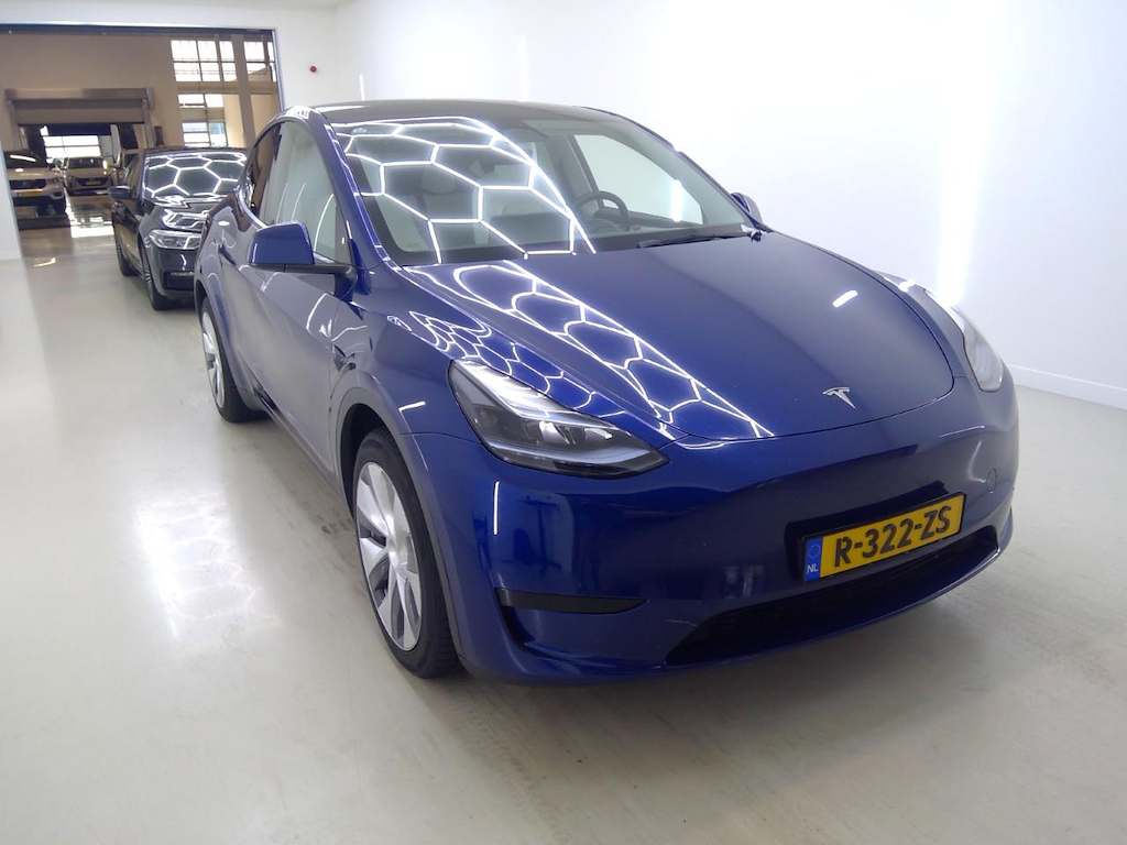 Foto 6 van Tesla Model Y