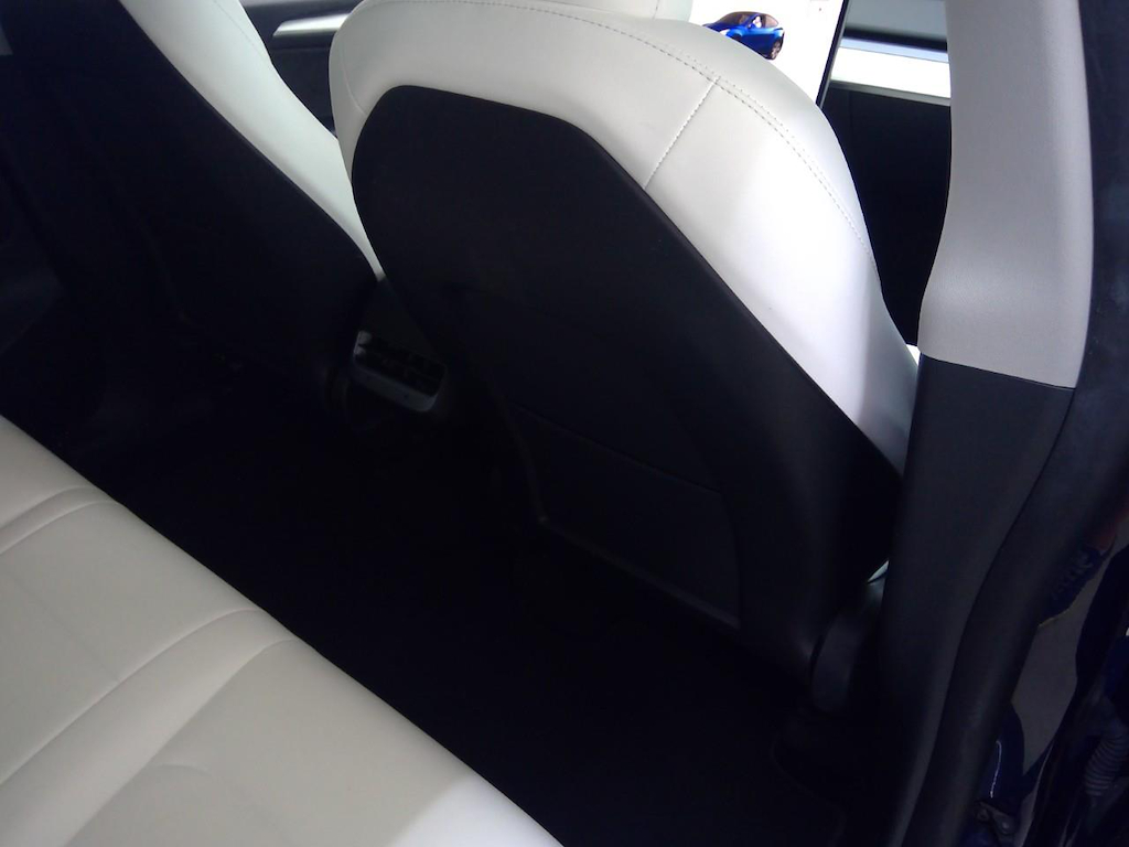 Foto 34 van Tesla Model Y