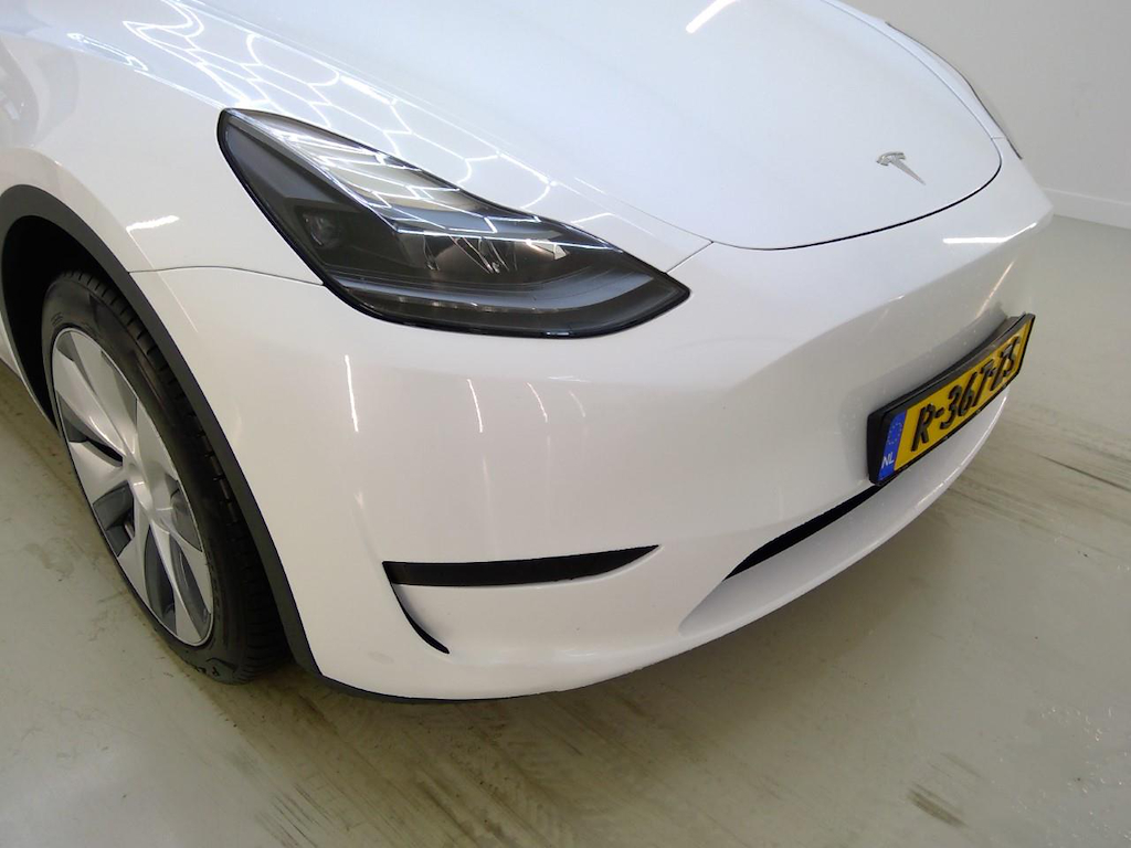 Foto 44 van Tesla Model Y
