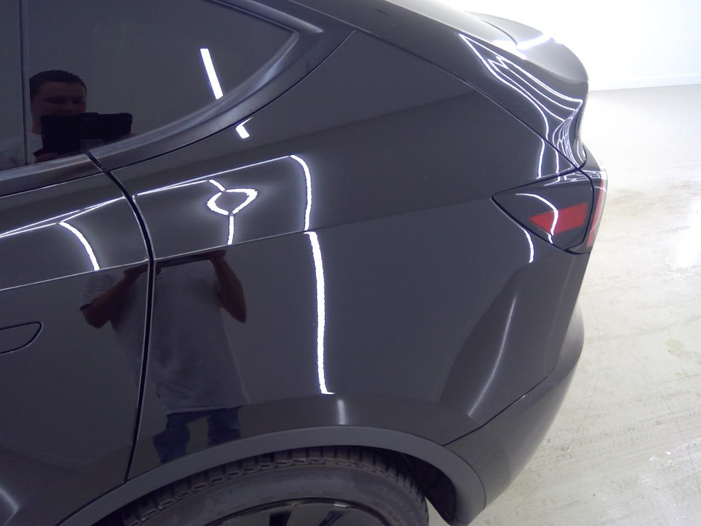 Foto 24 van Tesla Model Y