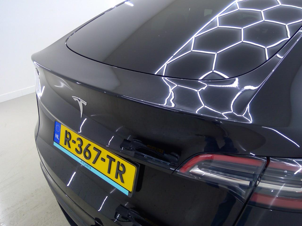 Foto 27 van Tesla Model Y