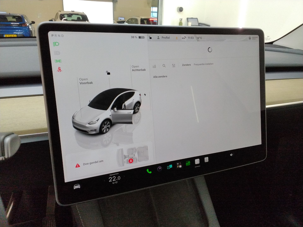 Foto 18 van Tesla Model Y
