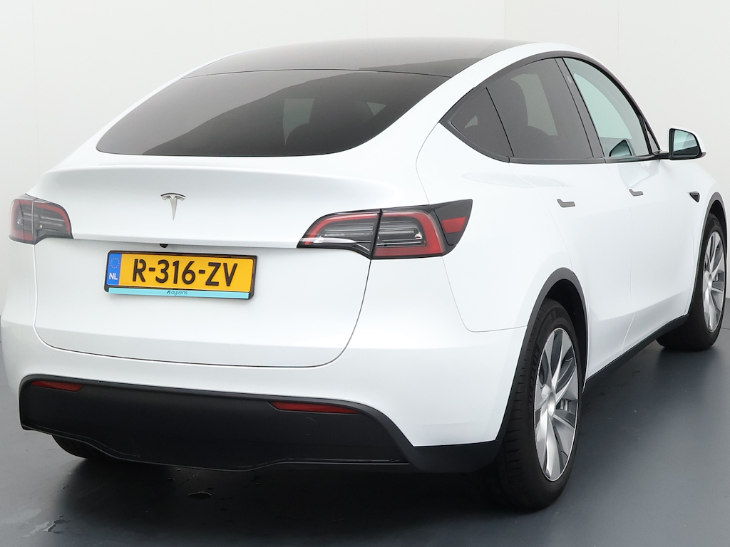 Foto 4 van Tesla Model Y