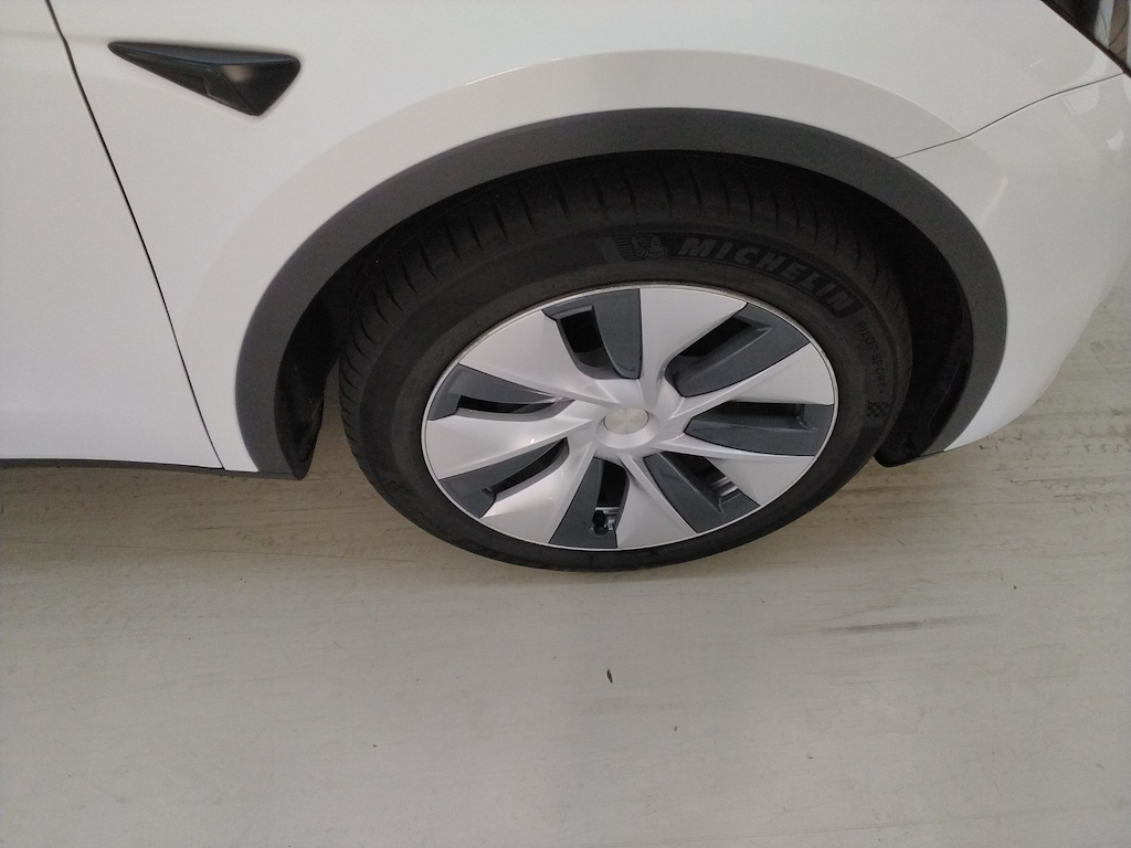 Foto 24 van Tesla Model Y