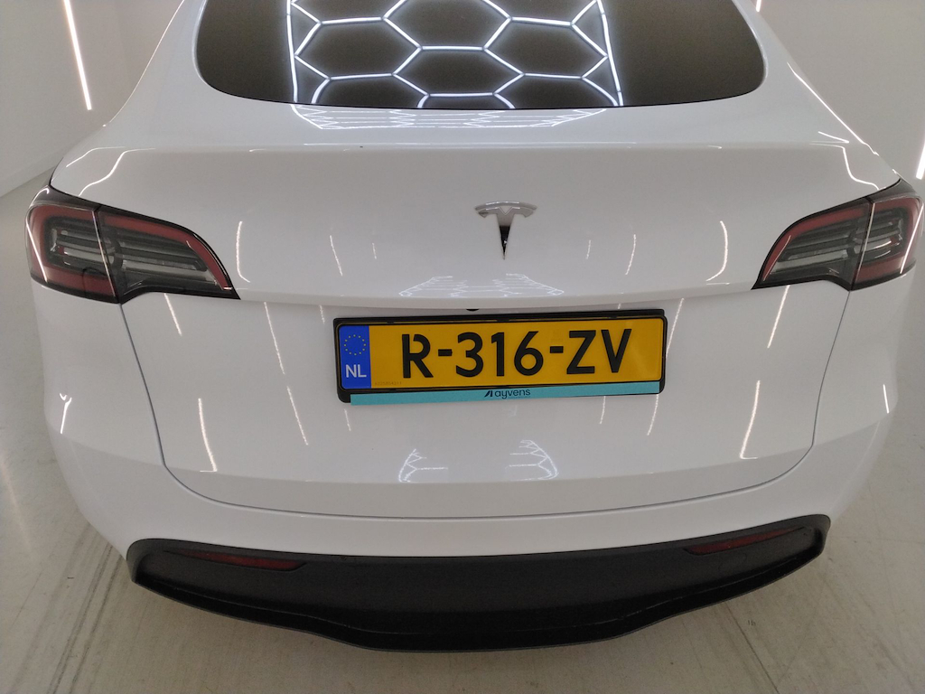 Foto 27 van Tesla Model Y