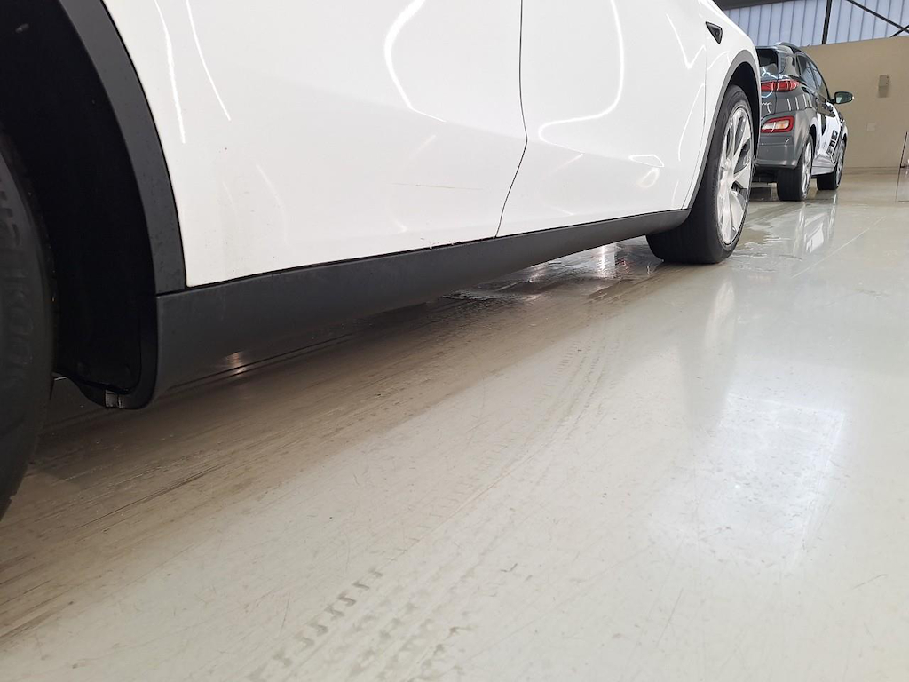 Foto 13 van Tesla Model Y